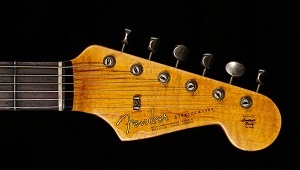 Fender Player Plus Stratocaster i Fender American Ultra Stratocaster. Wyb�r dla wymagaj�cych gitarzyst�w!