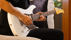 Yamaha Pacifica Professional dost�pna w Guitar Center