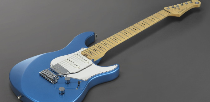 Yamaha Pacifica Professional 12M Sparkle Blue na Black Friday!