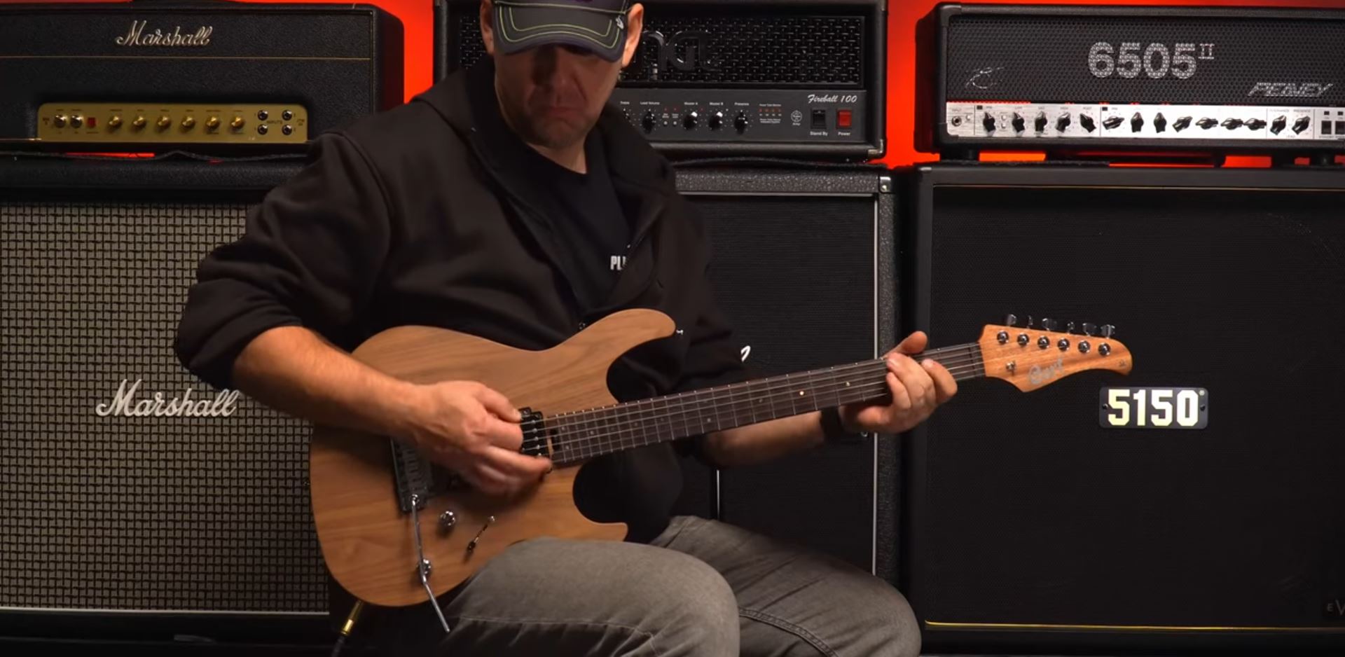 Cort — perfekcyjne rzemios�o w cieniu gigant�w i gitara, kt�ra zmienia wszystko. 