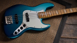 Squier Classic Vibe Active 70s Jazz Bass V MN MOC - Test Guitar Center TV