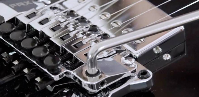 Jak wymieni� struny w gitarze z mostem typu Floyd Rose