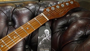 Por�wnanie Sire Larry Carlton S7 vs Sire Larry Carlton S7 Vintage.