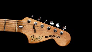 Kr�tko i na temat: „Fender Player Stratocaster vs Fender Stratocaster Vintera ’50”