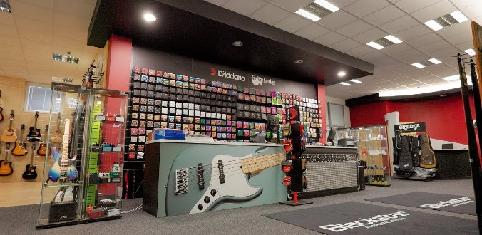 Prezentacja sklepu Guitar Center!