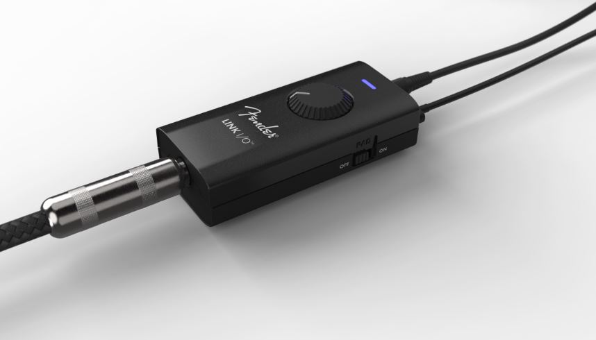 Fender Link I/O Pod��czony