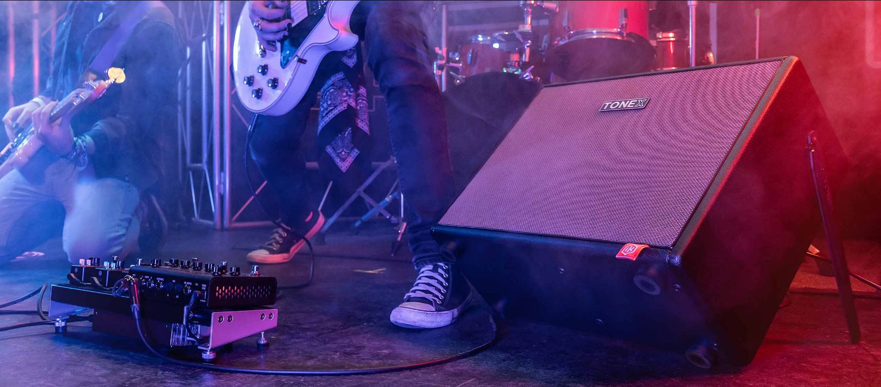 IK Multimedia ToneX Cab Na scenie