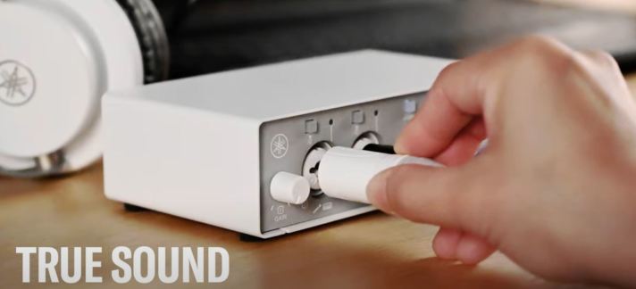 Yamaha UR12MK3 W Wej�cia