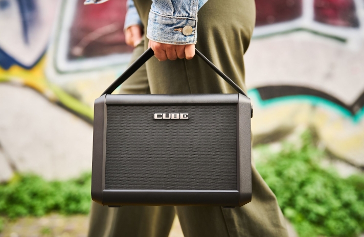 Boss CUBE Street Mini Wzmacniacz przeno�ny