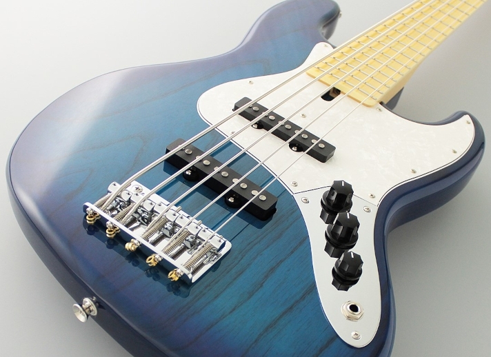 FGN Neo Classic JB-100 5 See-Thru Blue Burst Korpus