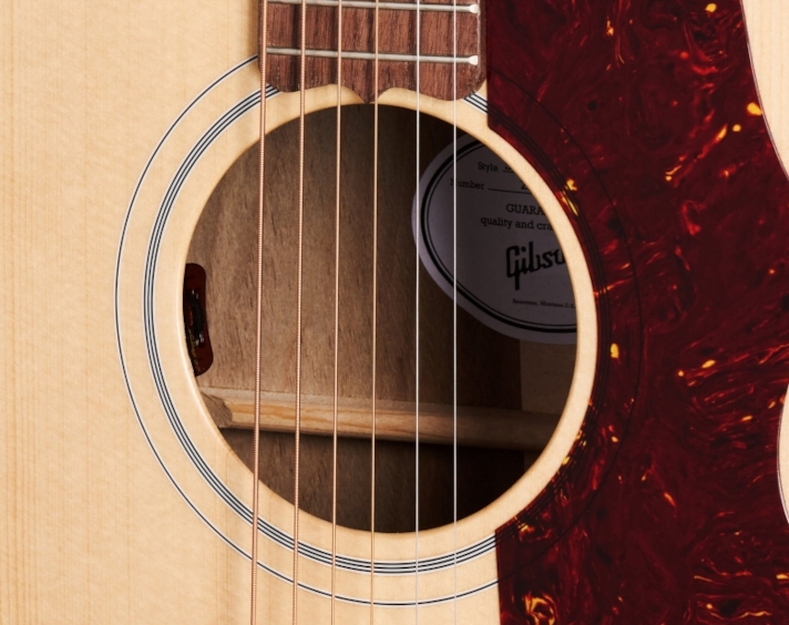 Gibson SJ-200 Studio Walnut Natural P�yta wierzchnia