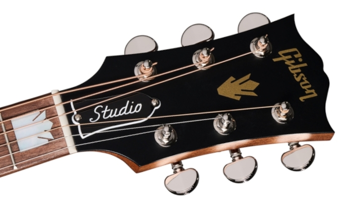 Gibson SJ-200 Studio Walnut Natural G��wka