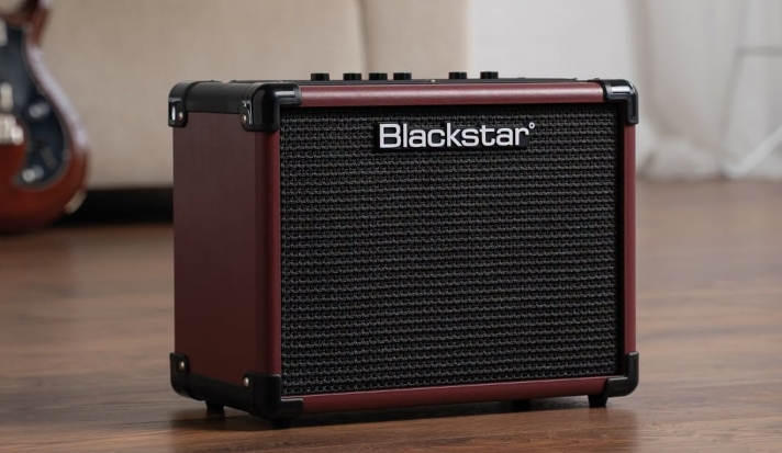 Blackstar ID:Core 10 v4 Oxblood Combo gitarowe
