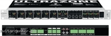Behringer ZMX8210